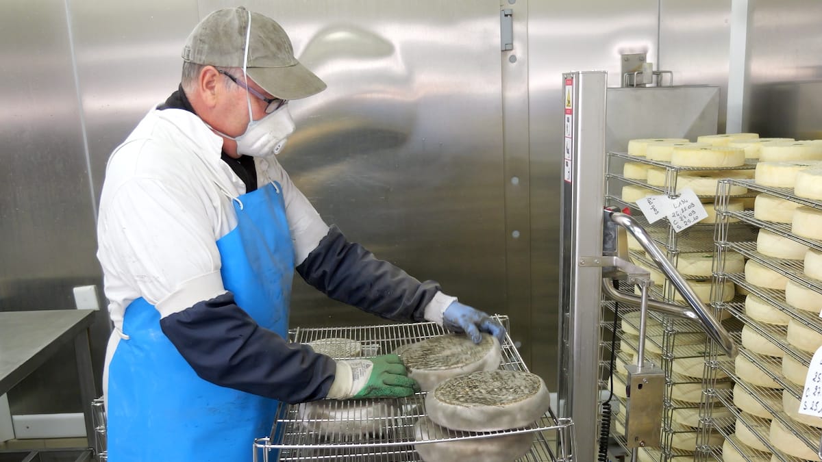 Brosser sans se courber